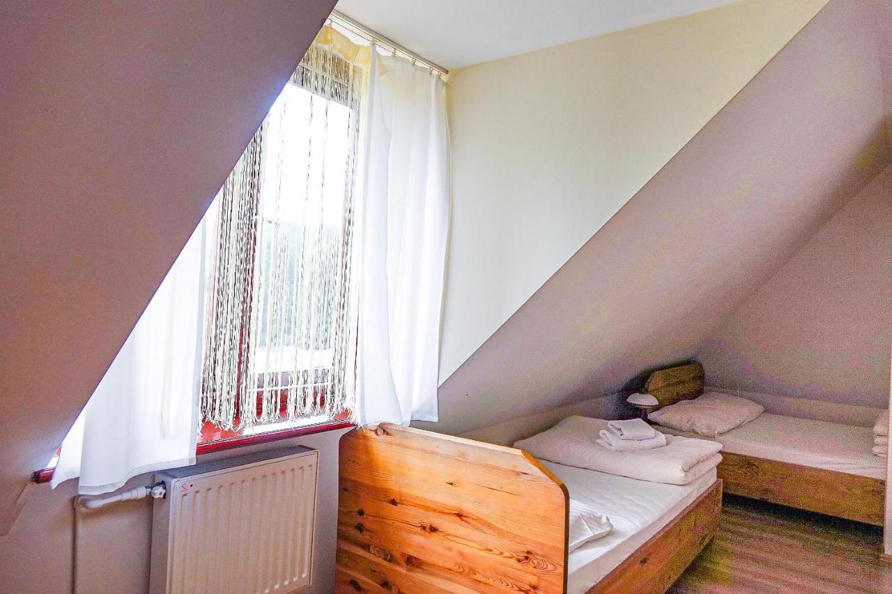 Zadrna Rezydencja Aparthotel Chełmsko Śląskie Eksteriør bilde